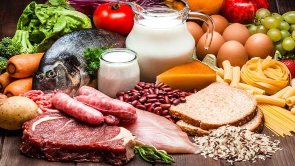 How Your Age Affects Your Needs for Protein