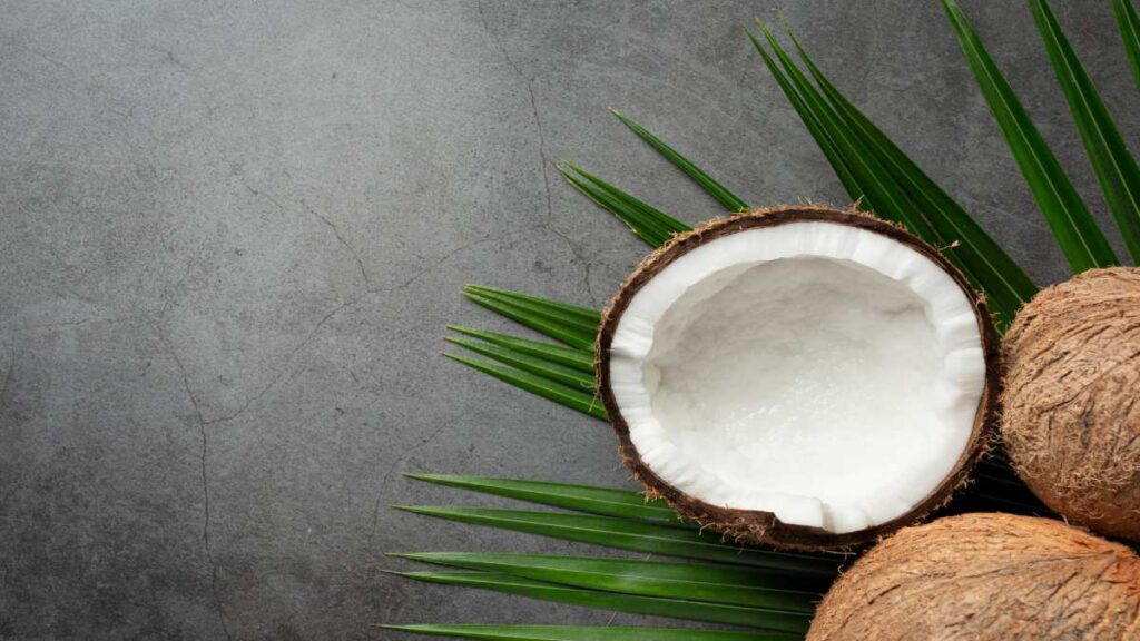 The Top 6 Nutritional and Health Benefits of Coconuts