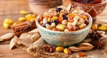 6 Dry Fruits That Reduce Hypertension Symptoms