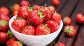 10 Foods High in Antioxidants That Promote Radiant Skin