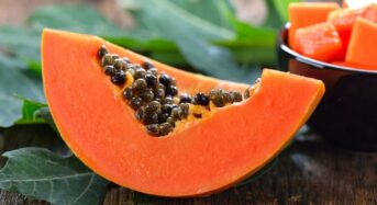 Why You Should Never Combine These 5 Foods With Papaya