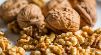 6 Benefits Of Eating Soaked Walnuts in the Morning on an Empty Stomach