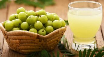 5 Impressive Benefits Of Regularly Consuming Amla Juice For Skin, Hair Growth, And Digestion