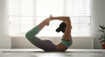 10 Yoga Poses to Strengthen Your Core, Lose Belly Fat, and increase Flexibility