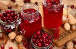 Cranberry Juice has Several Health Benefits, including Lowering Wrinkles, Boosting immunity, and Preventing Cancer