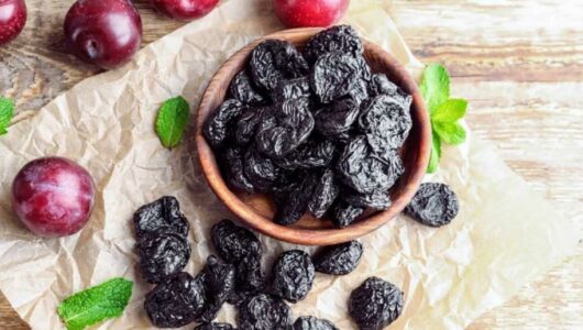 Prunes’ Health Benefits include Supporting bone Health, Digestion, and Losing Weight