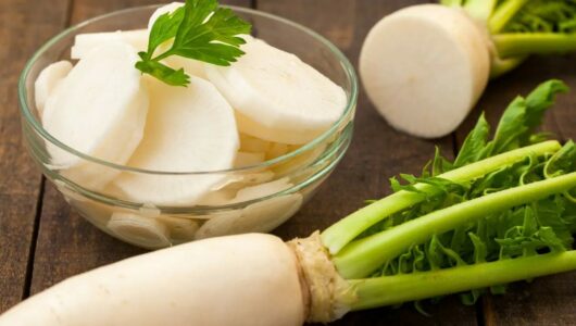 5 Reasons for Including Radish in Your Winter Diet