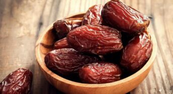 5 Startling Benefits Of Wintertime Eating Soaked Dates On An Empty Stomach